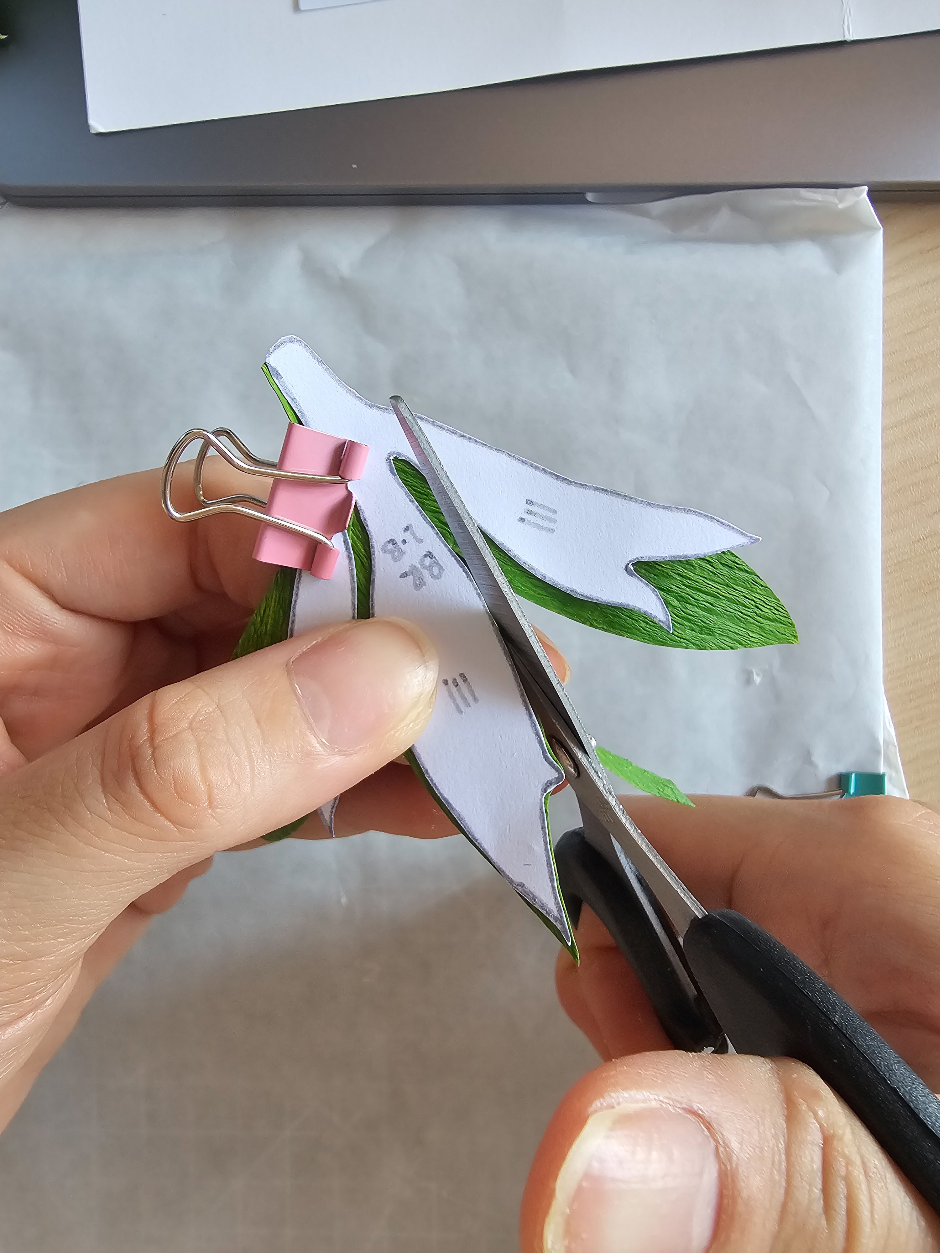 Little Bud: A Paper Flower Experience (2h)